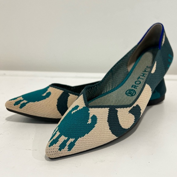 ROTHY’S Flat Shoes Pointed Moroccan Ikat Print Women’s Size 9.5 Textile RETIRED - Picture 1 of 12